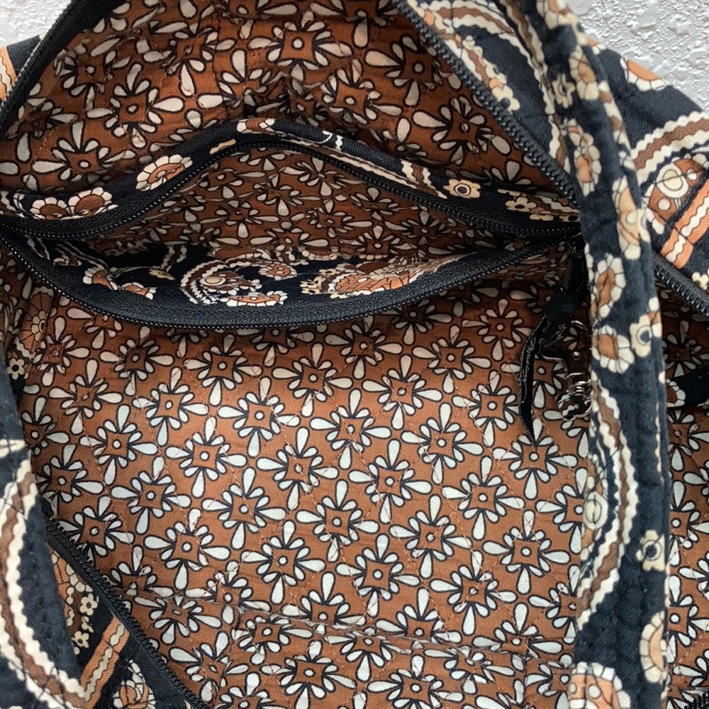 Vera Bradley quilted Purse 🍁🍁🍁 - Picture 5 of 8